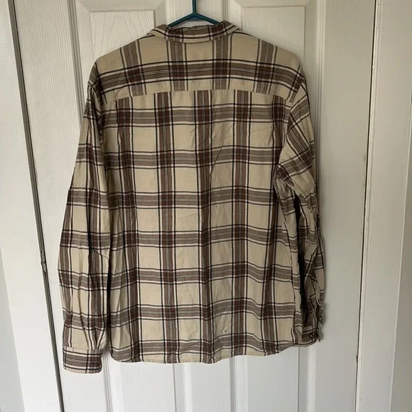 Beige plaid - Picture 2 of 4